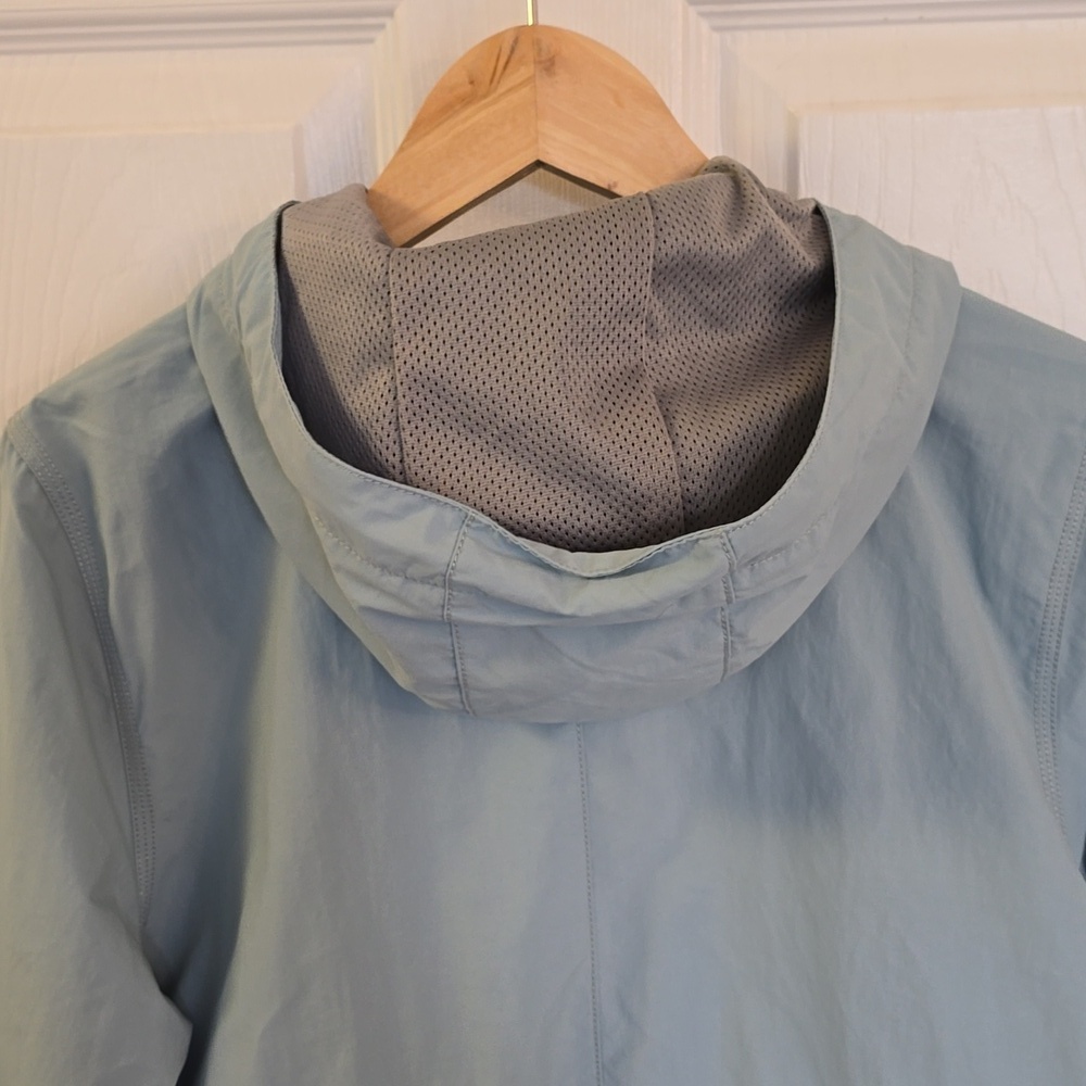 Carhartt Women's Raindefender Jacket Hooded Full Zip Blue Surf Size Small 4-6 - Picture 10 of 17